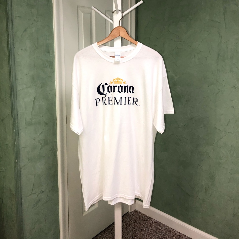 CORONA PREMIER, Crown logo medallion tee-shirt